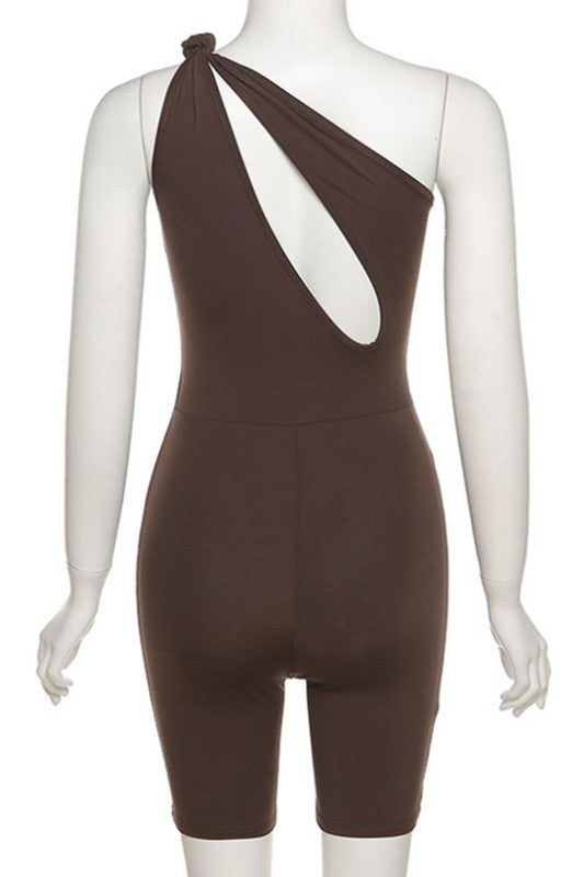 tight fitting sleeveless casual romper