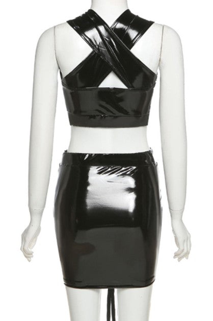 halter hollow vest pleated hip skirt